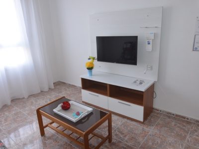 salón con televisión